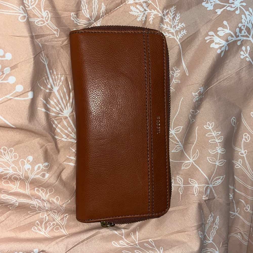 Reddish Brown Fossil Wallet
